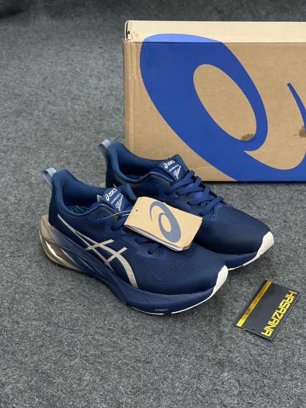 Novablast 4 Platinum Blue (1:1)